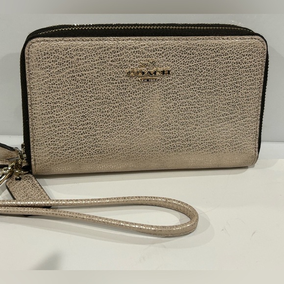 Coach Metallic Gold leather Wristlet wallet clutch - Picture 2 of 9